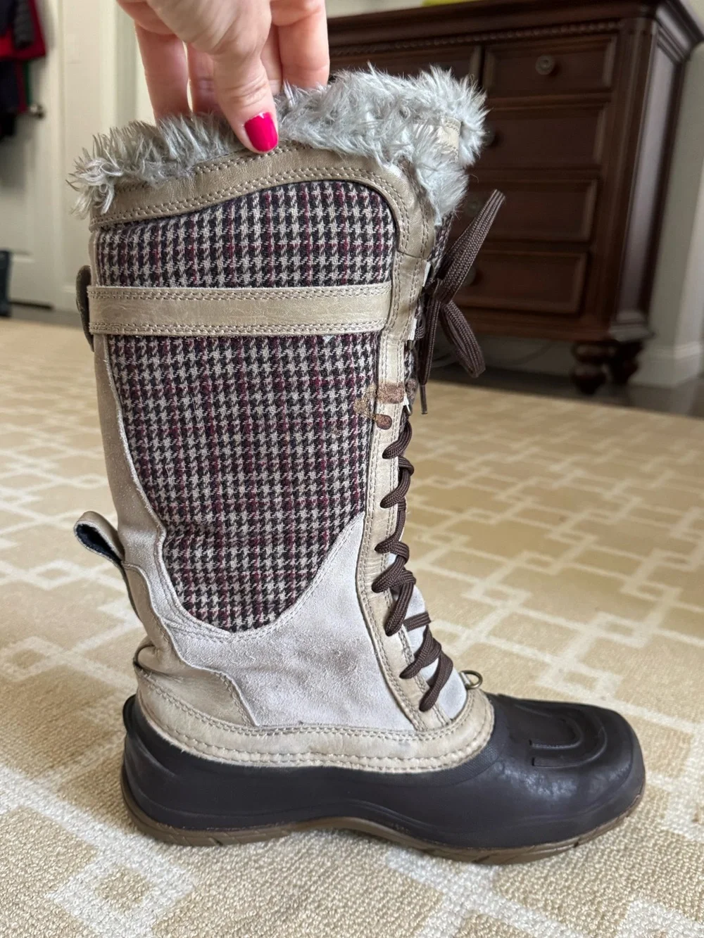 The North Face Shellista Lace Luxe Houndstooth Snow Boots Khaki Size 9